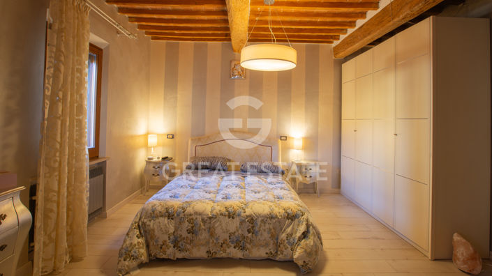 Image No.13-3 Bed Property for sale