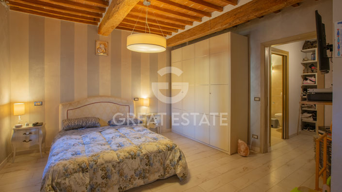 Image No.14-3 Bed Property for sale