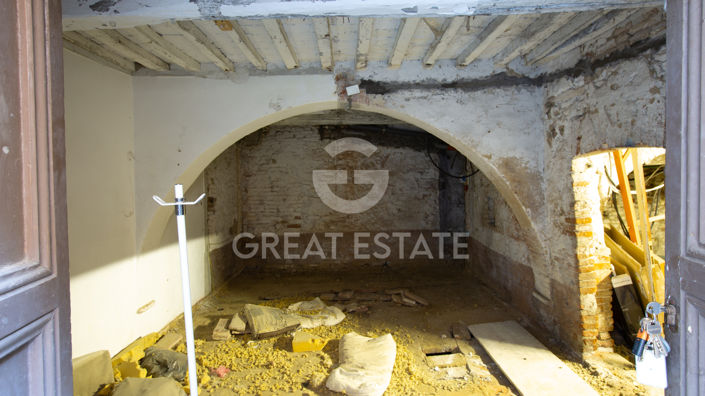 Image No.21-3 Bed Property for sale