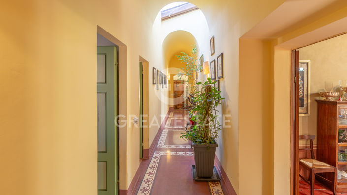 Image No.13-3 Bed Property for sale