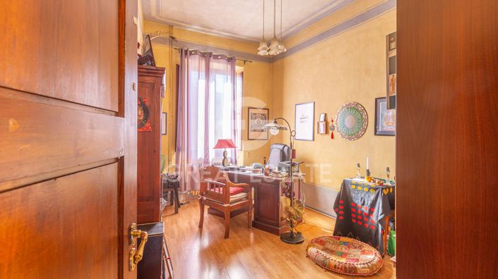 Image No.21-3 Bed Property for sale