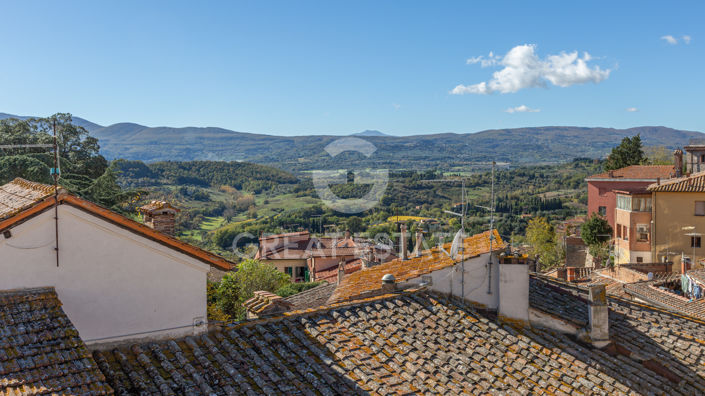 Image No.40-3 Bed Property for sale