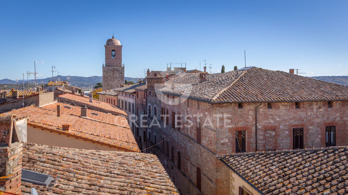 Image No.41-3 Bed Property for sale