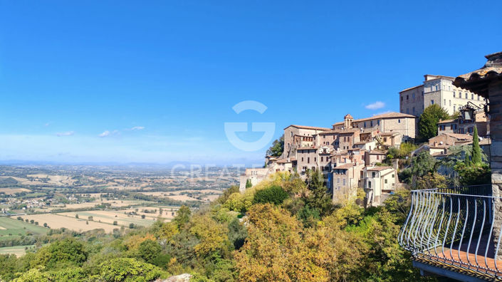 Image No.1-4 Bed Property for sale