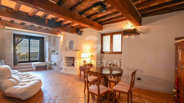 Image No.27-4 Bed Property for sale