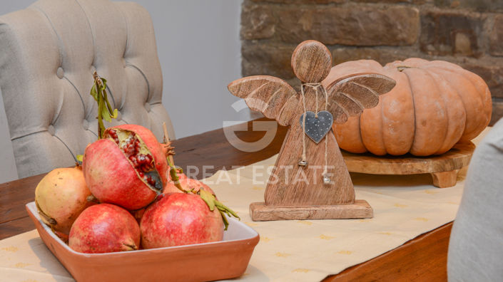 Image No.36-4 Bed Property for sale