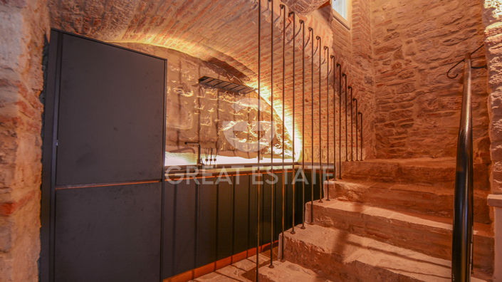 Image No.21-3 Bed Property for sale