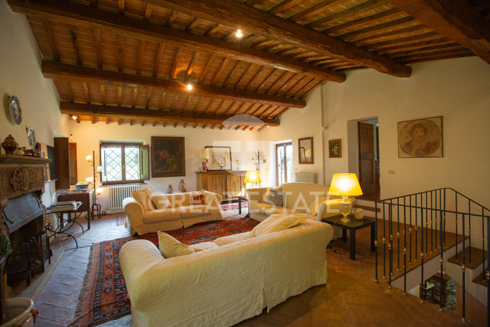 Image No.7-4 Bed Country House for sale