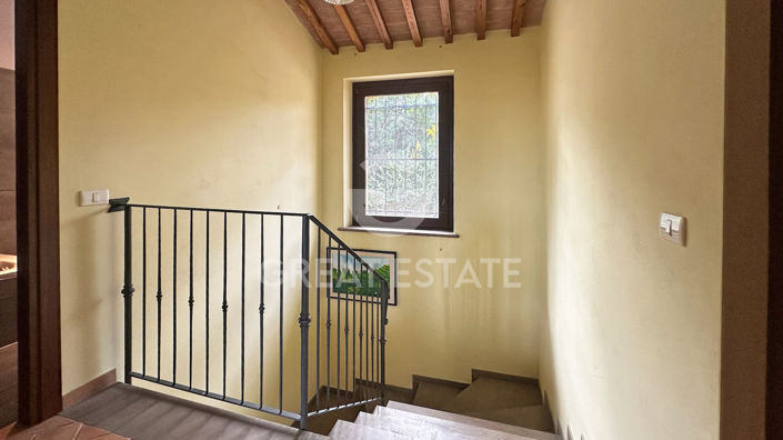 Image No.18-4 Bed Country House for sale