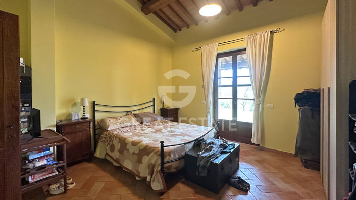 Image No.19-4 Bed Country House for sale