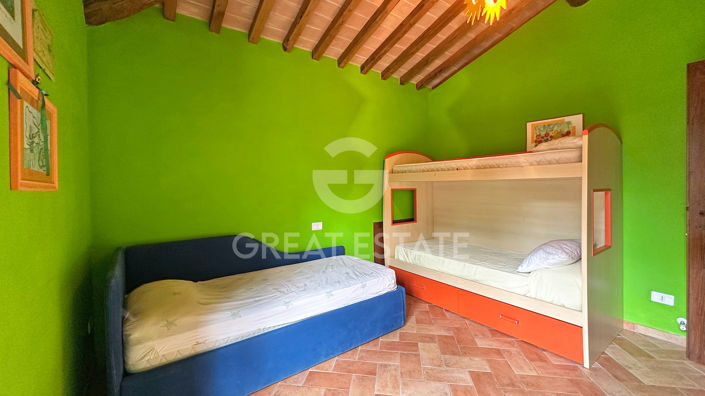 Image No.22-4 Bed Country House for sale