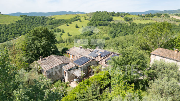 Image No.10-6 Bed Country House for sale