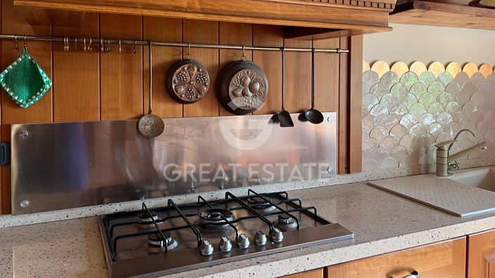 Image No.18-6 Bed Country House for sale