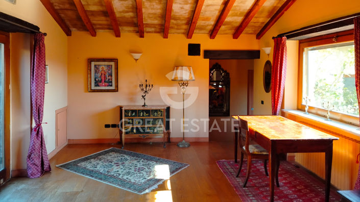 Image No.23-6 Bed Country House for sale