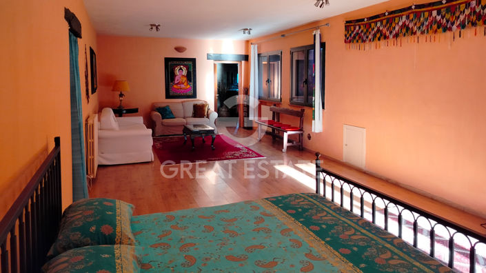 Image No.29-6 Bed Country House for sale