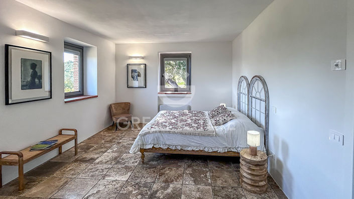 Image No.19-3 Bed Country House for sale