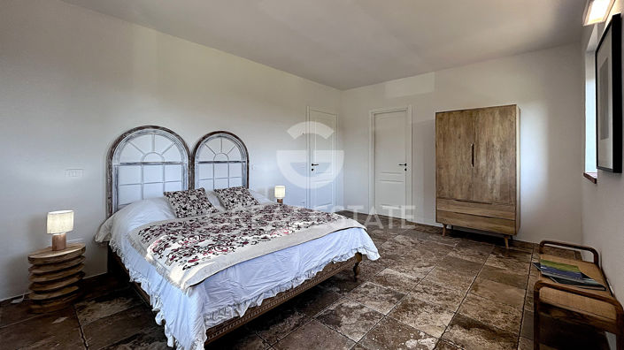 Image No.20-3 Bed Country House for sale