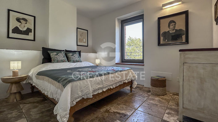 Image No.22-3 Bed Country House for sale