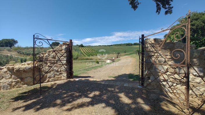 Image No.28-3 Bed Country House for sale