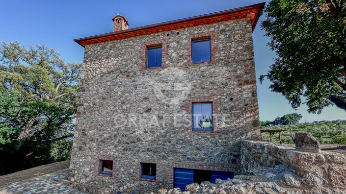 Image No.9-3 Bed Country House for sale