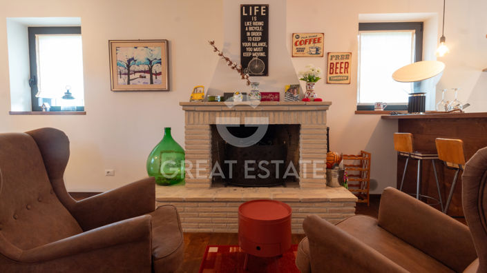 Image No.17-4 Bed Country House for sale