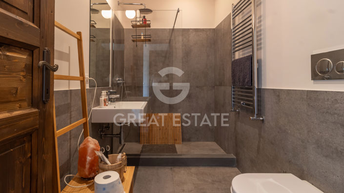 Image No.33-4 Bed Country House for sale