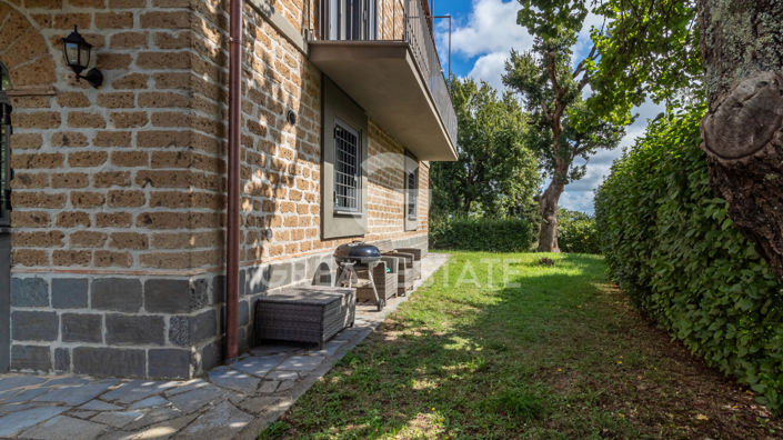 Image No.5-4 Bed Country House for sale