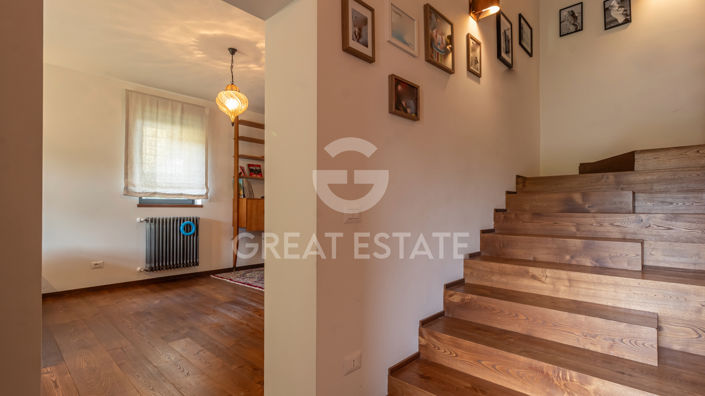 Image No.7-4 Bed Country House for sale