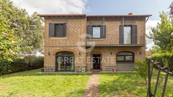 Image No.9-4 Bed Country House for sale