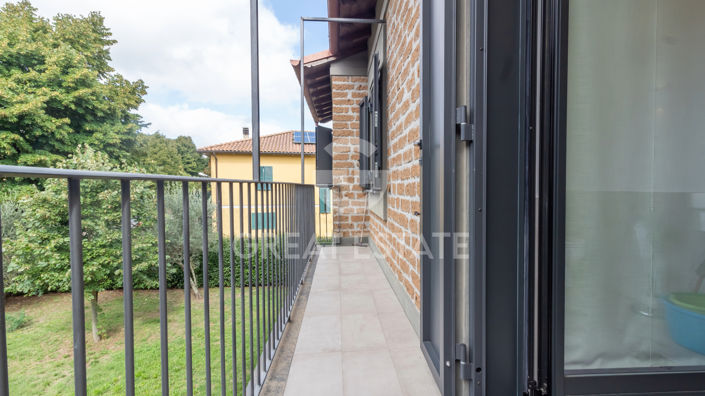 Image No.10-4 Bed Country House for sale