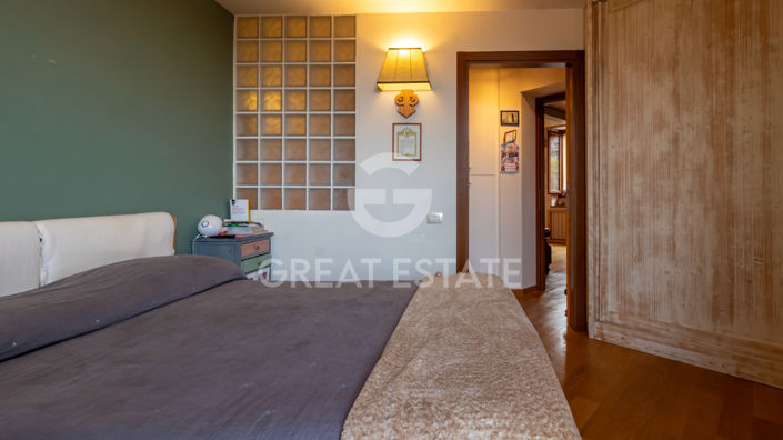 Image No.16-3 Bed Property for sale