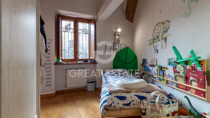 Image No.19-3 Bed Property for sale