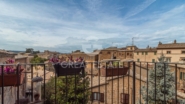 Image No.26-3 Bed Property for sale