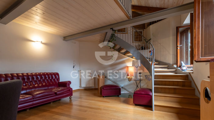 Image No.8-3 Bed Property for sale