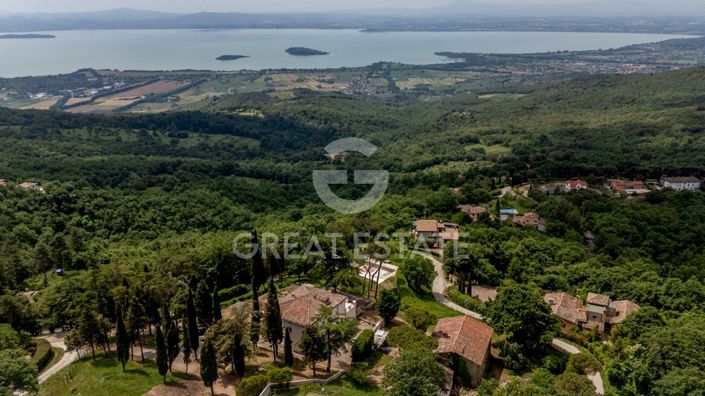 Image No.4-9 Bed Country House for sale