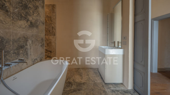 Image No.54-Maison de campagne de 9 chambres à vendre à Lisciano Niccone