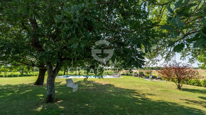 Image No.17-5 Bed Country House for sale