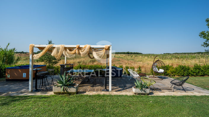 Image No.23-5 Bed Country House for sale