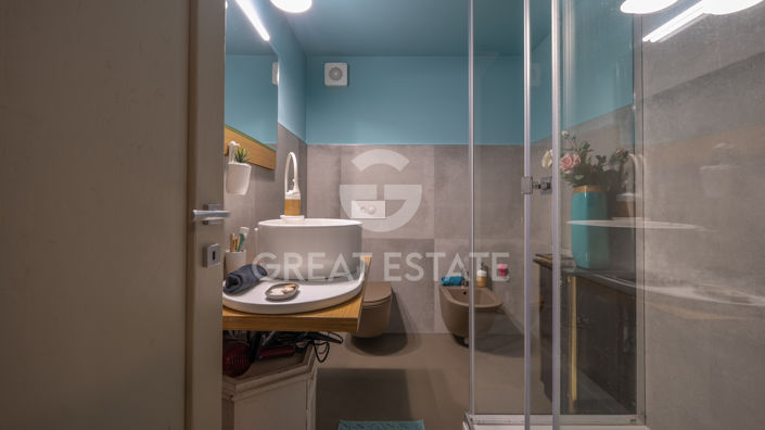 Image No.46-5 Bed Country House for sale