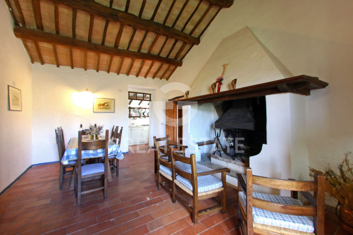 Image No.28-18 Bed Country House for sale
