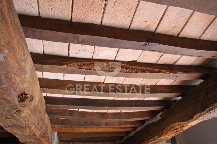 Image No.35-18 Bed Country House for sale