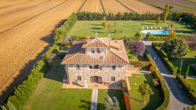 6 Bed Country House for sale
