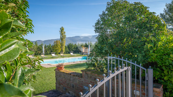 Image No.14-6 Bed Country House for sale