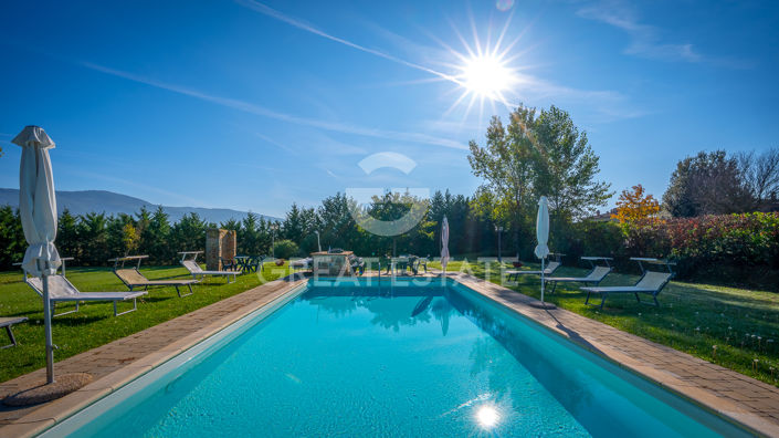 Image No.15-6 Bed Country House for sale