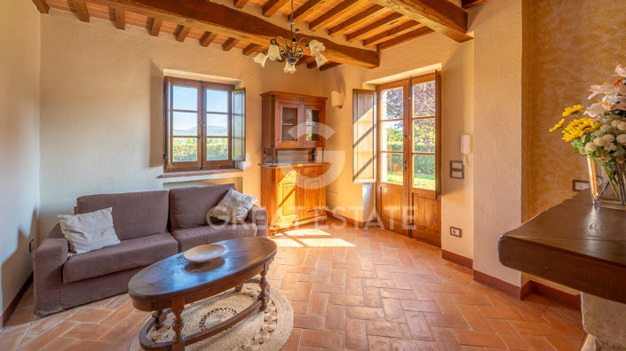 Image No.25-6 Bed Country House for sale