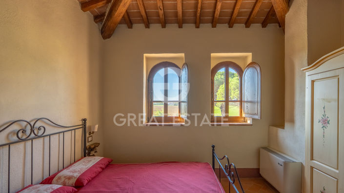 Image No.29-6 Bed Country House for sale