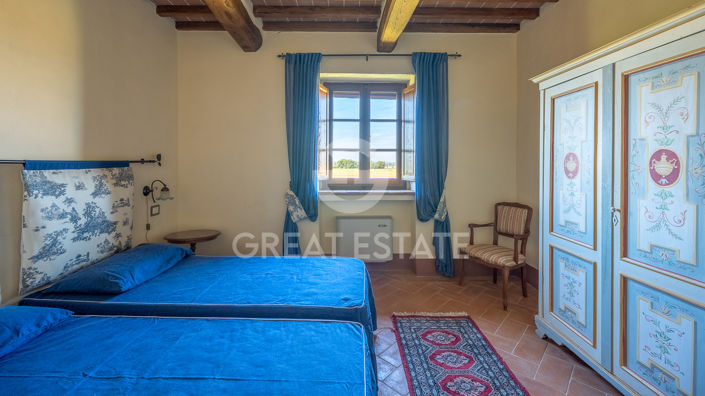 Image No.37-6 Bed Country House for sale