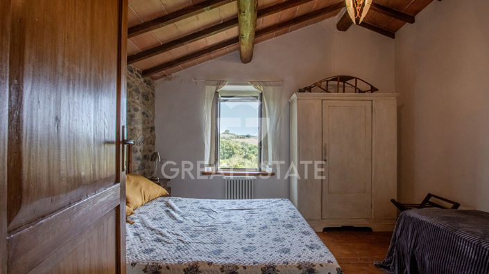 Image No.20-4 Bed Country House for sale