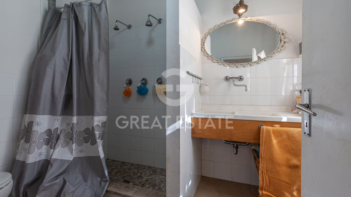 Image No.29-4 Bed Country House for sale