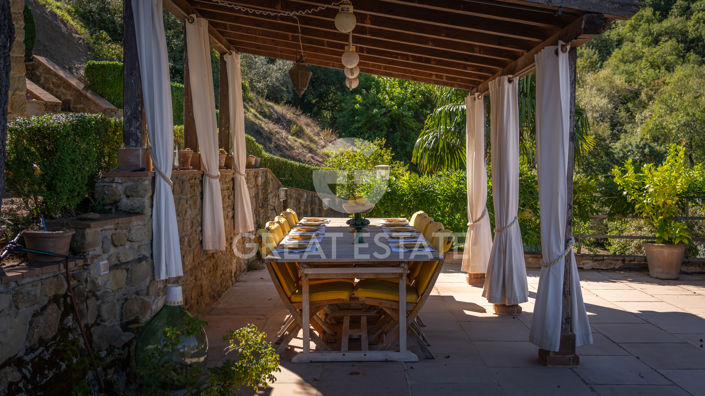 Image No.15-6 Bed Country House for sale